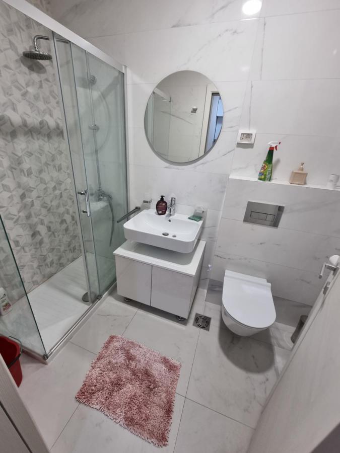 Regina Apartment ポドゴリツァ エクステリア 写真