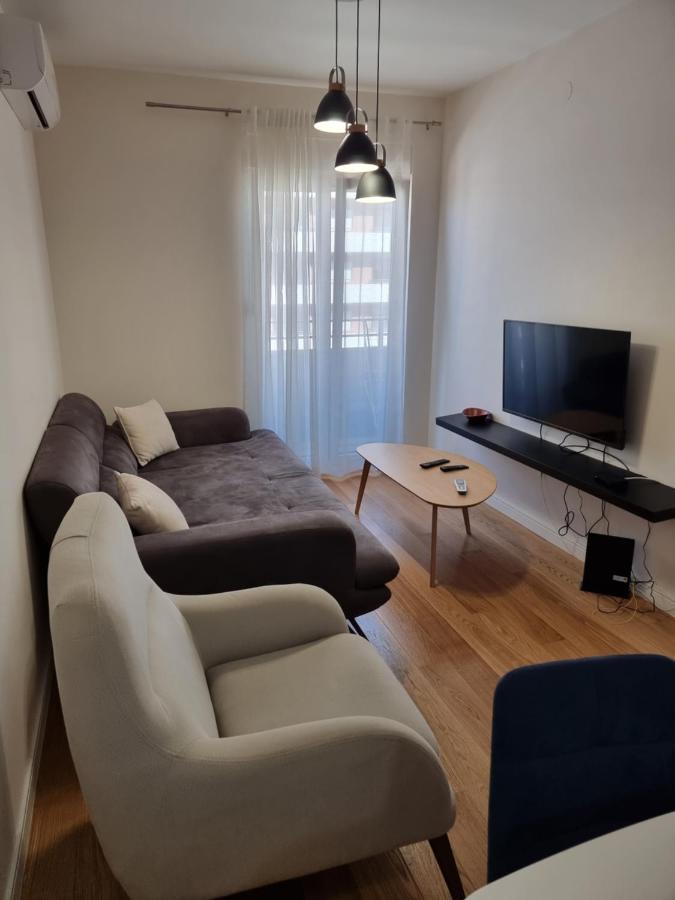 Regina Apartment ポドゴリツァ エクステリア 写真