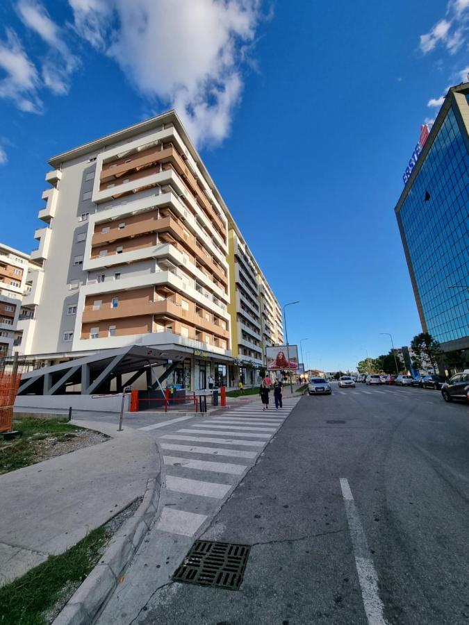Regina Apartment ポドゴリツァ エクステリア 写真
